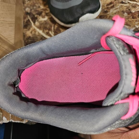 Nike women's Flex TR 6 training gray shoe size 10.      001 - Picture 5 of 11